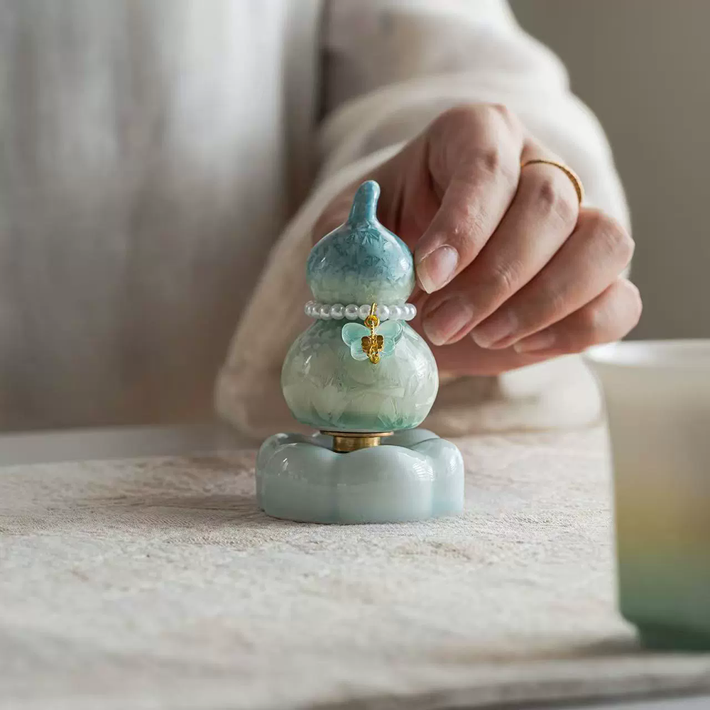Adorable Rotating Lucky Gourd  - đánh giá và giá Plant Parent Gifts