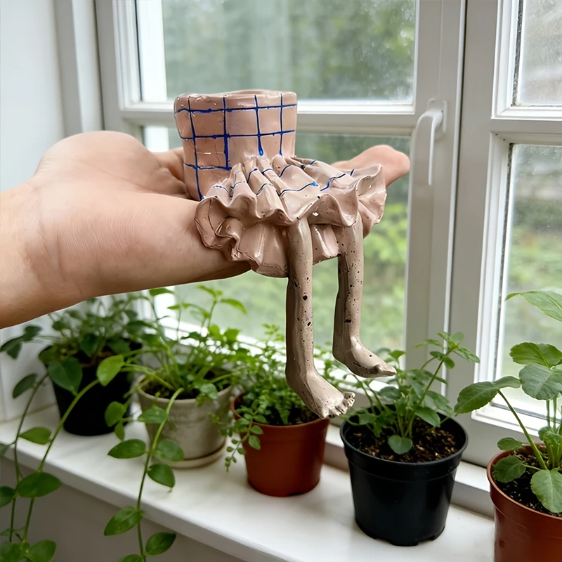 Whimsical Resin Leggy Planter  - đánh giá và giá Plant Parent Gifts
